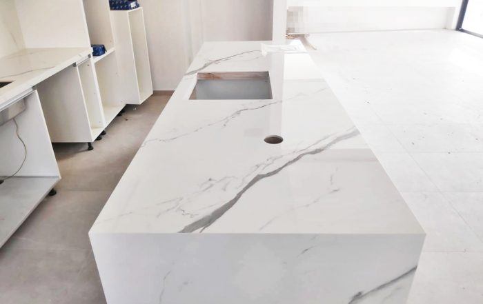 Bianco Venato polished kitchen